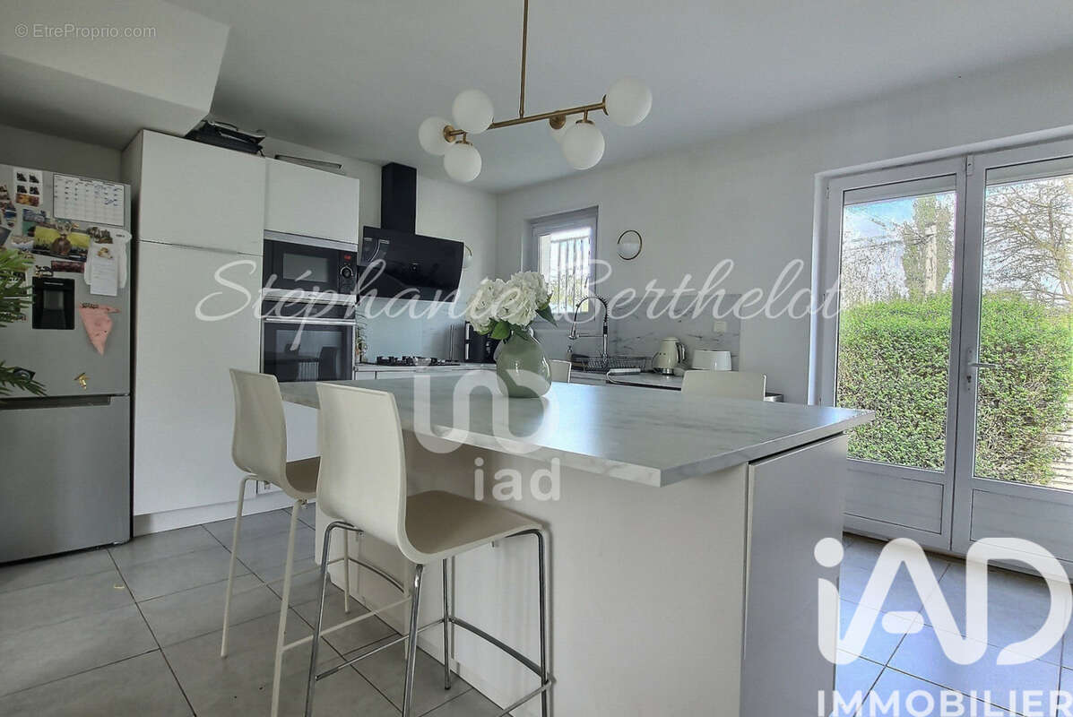 Photo 3 - Maison à CLAYE-SOUILLY