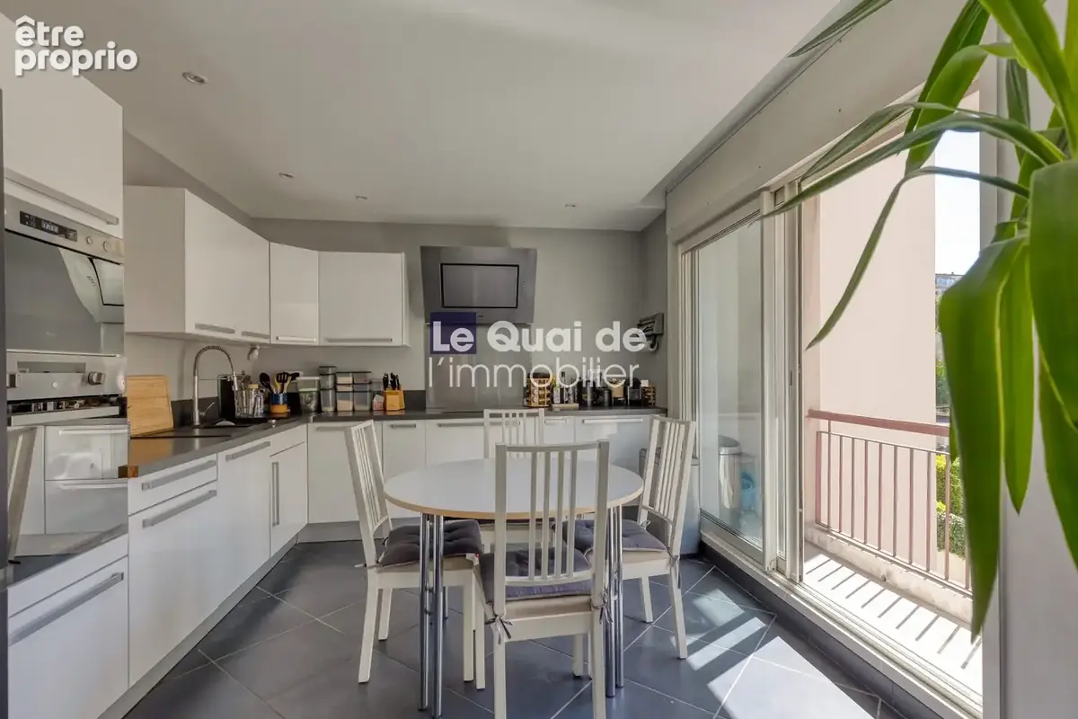 Appartement 81 m² à Grenoble  - photo 4