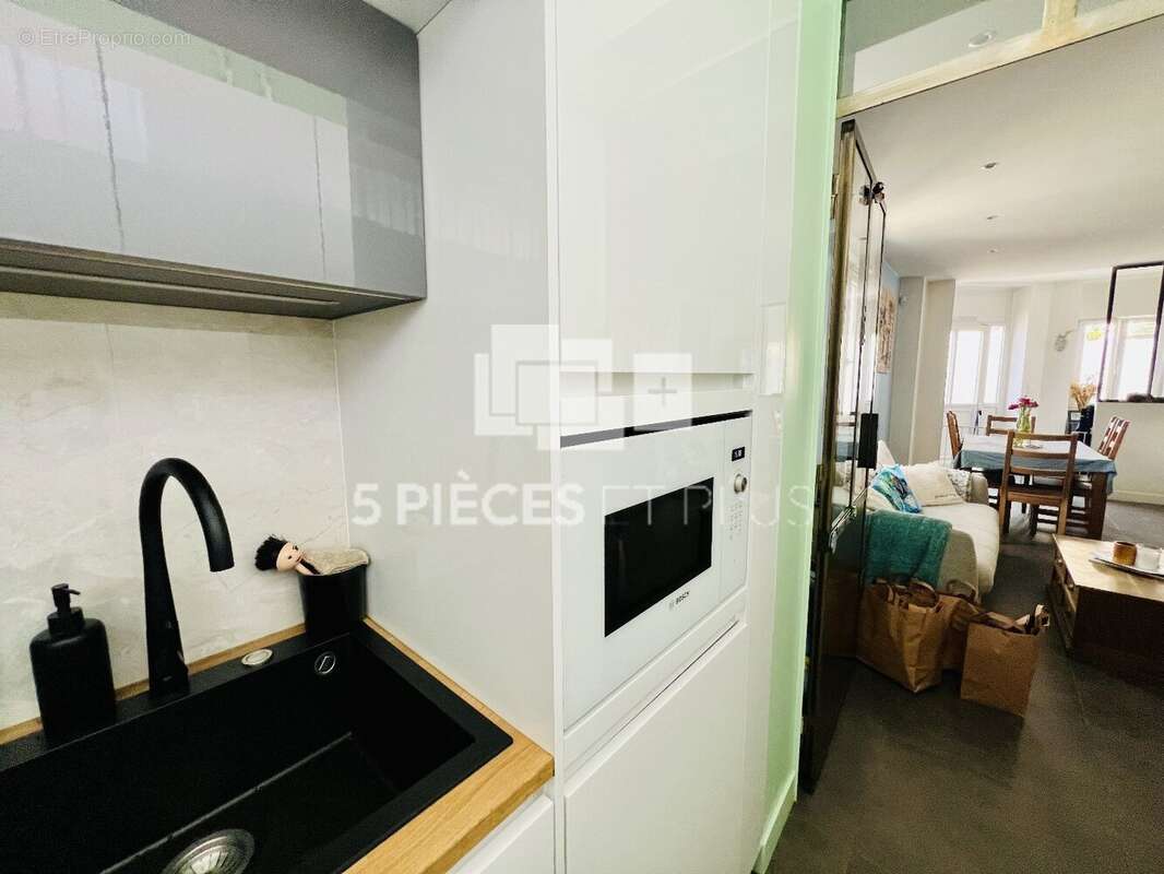 Appartement à BOIS-COLOMBES
