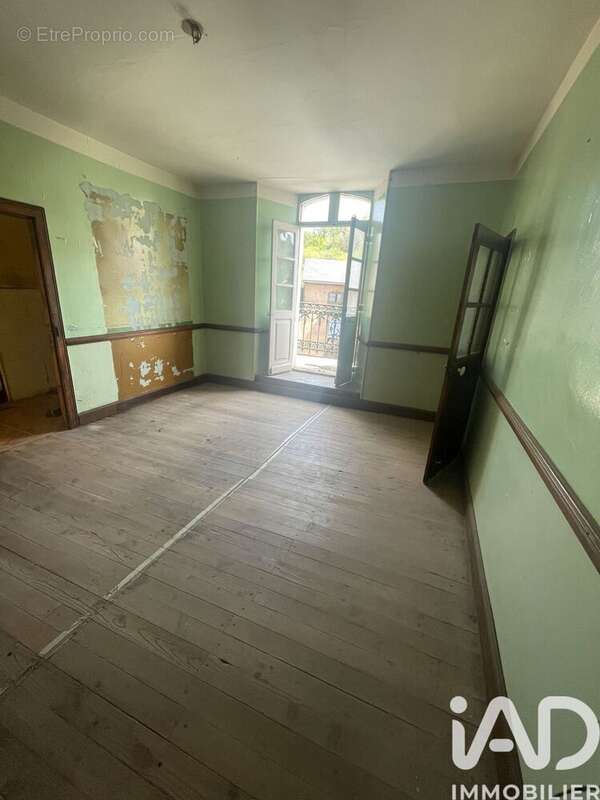 Maison 66 m² à Laval-Roqueceziere  - photo 6