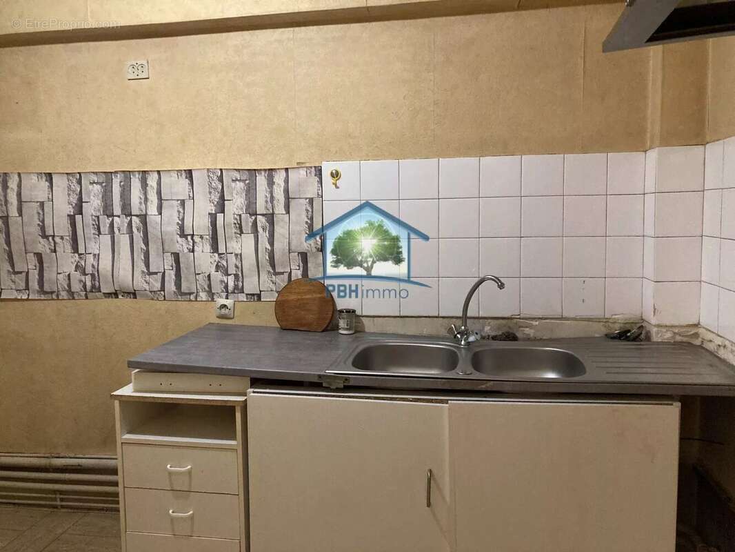 Commerce à SAINT-ETIENNE