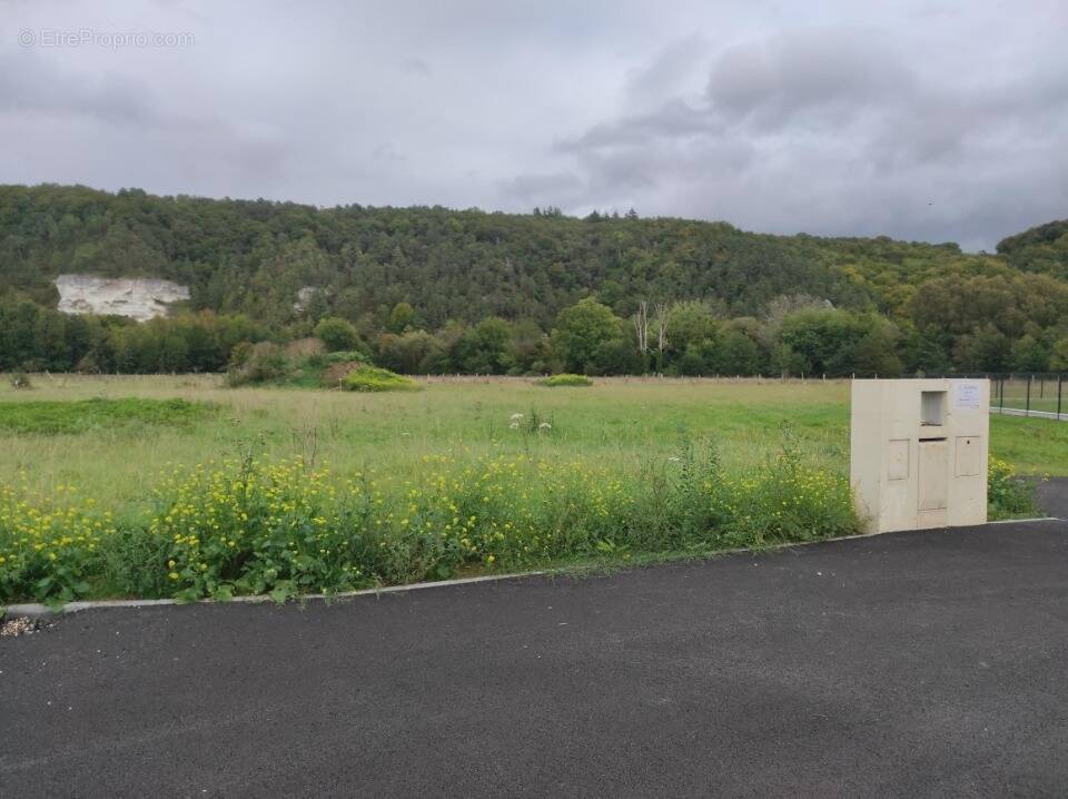 Terrain à BROSVILLE