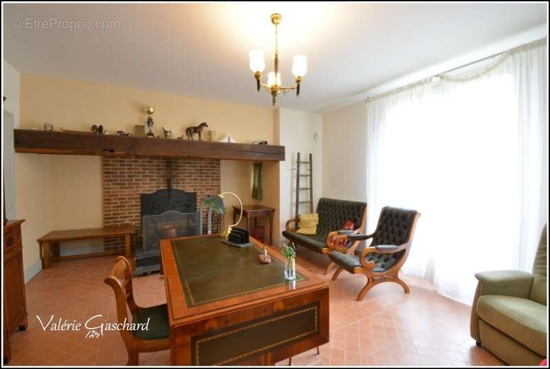 Maison à MOULIN-NEUF