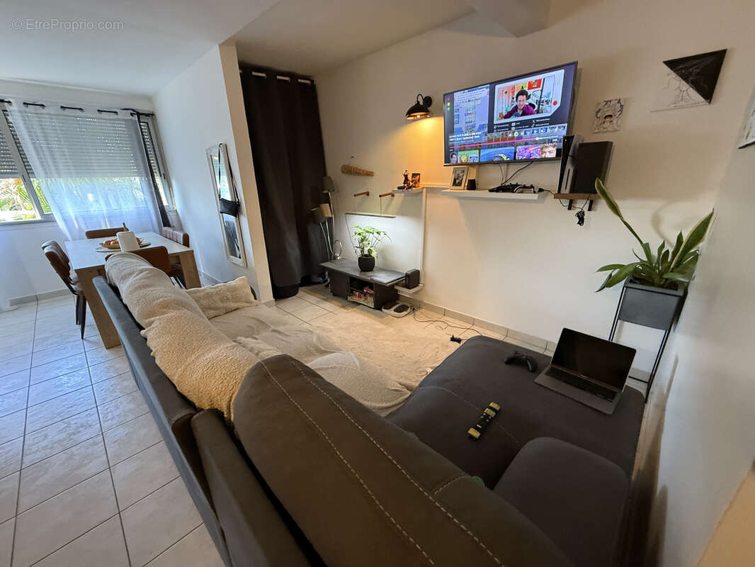 Appartement à SAINT-DENIS