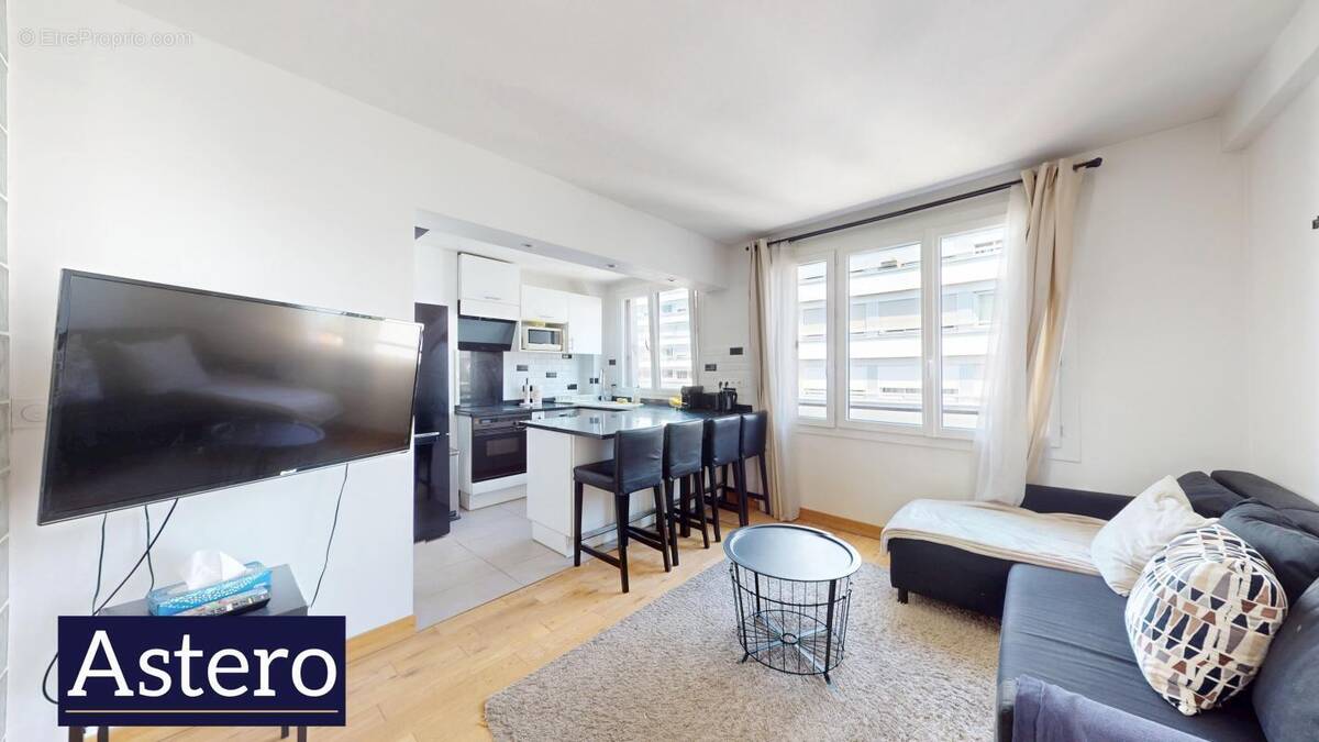 Appartement à PARIS-20E