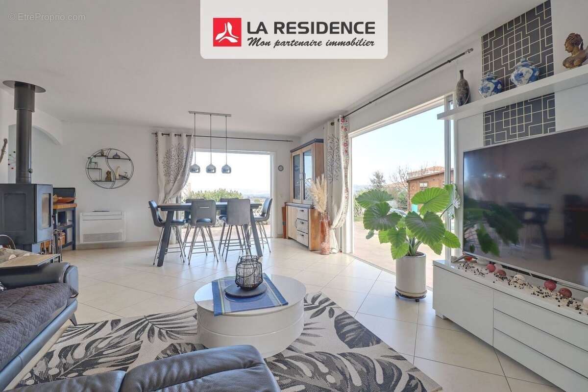 Maison à FREJUS