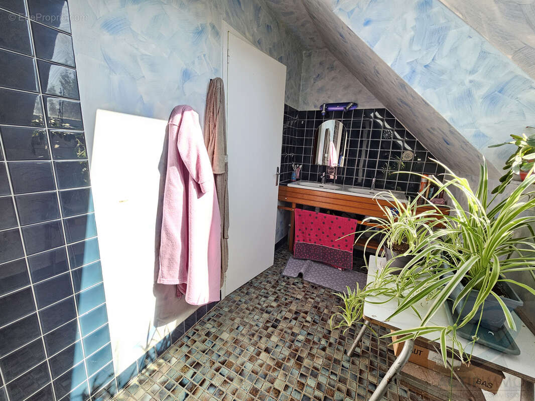 Maison à MESSEI