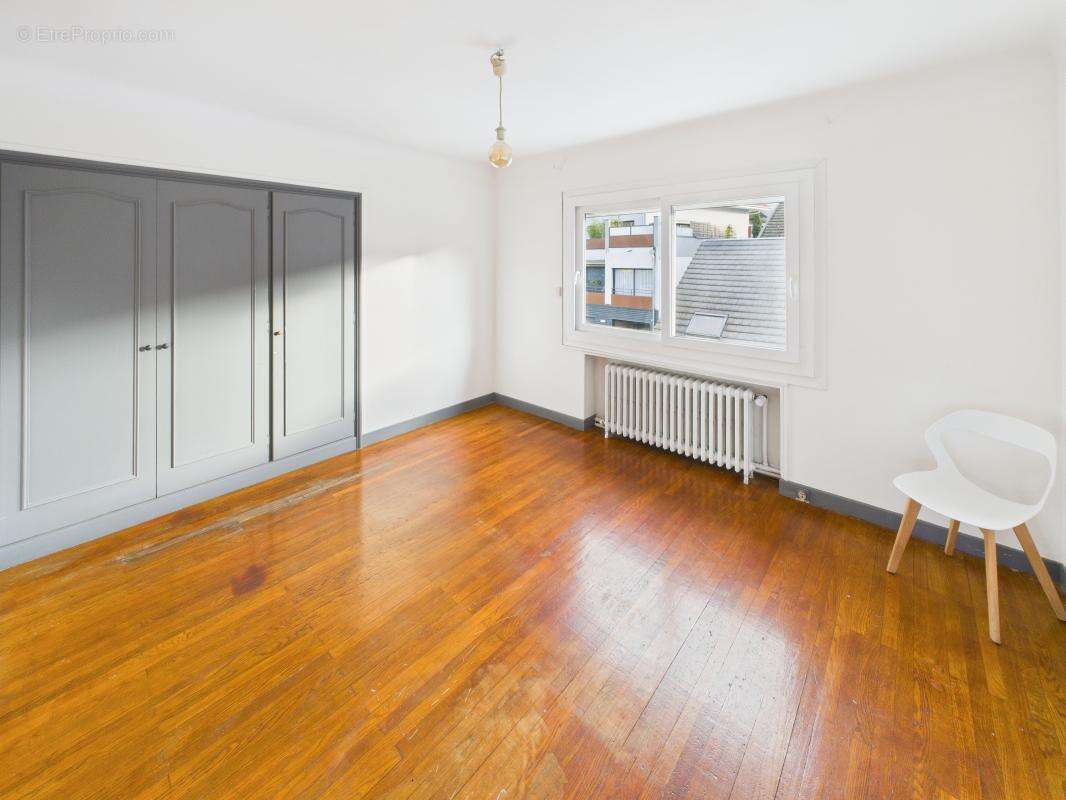 Appartement à AIX-LES-BAINS