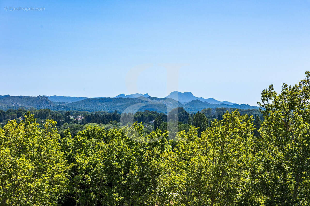 Maison à MAUSSANE-LES-ALPILLES