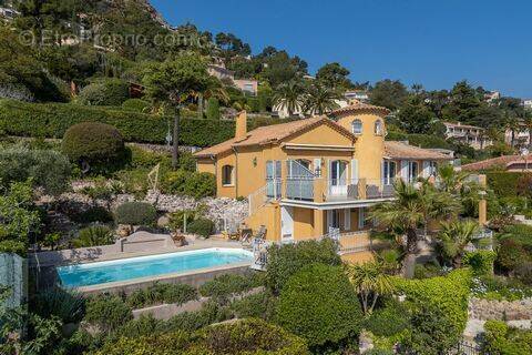 Maison à THEOULE-SUR-MER
