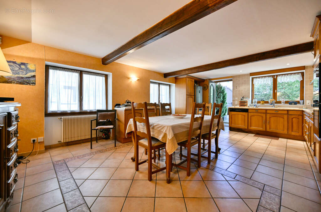 Maison à THURINS