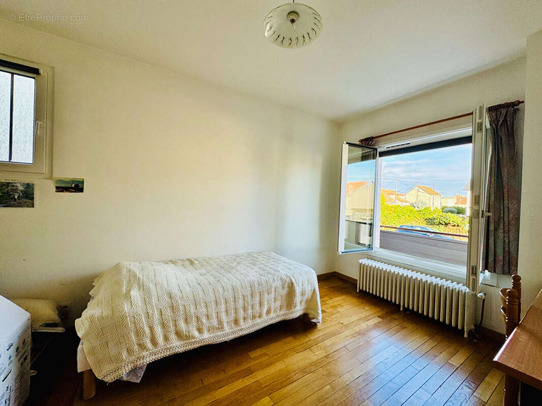 Maison à ATHIS-MONS