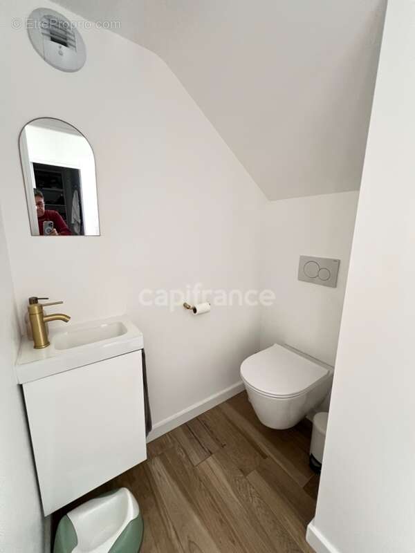 EXCLUSIVITÉ – Élégante maison contemporaine aux prestations soignées, à deux pas du bourg de Pommeret - photo 16