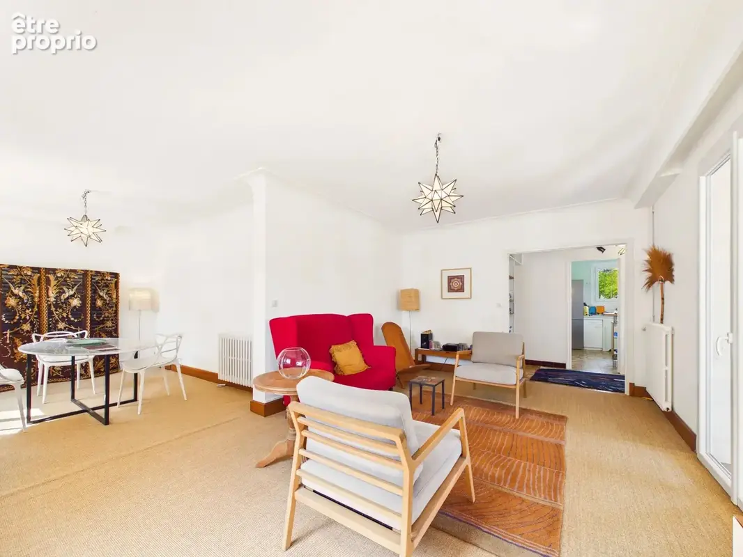 Charmante maison familiale avec dépendance et terrain - photo 3