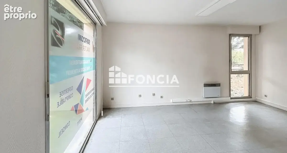 Local commercial - 120m2 - photo 2