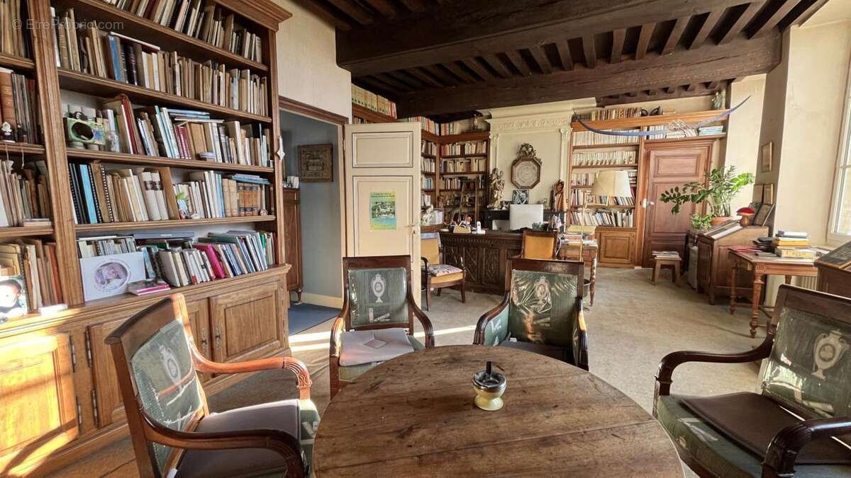 Maison à AUTUN
