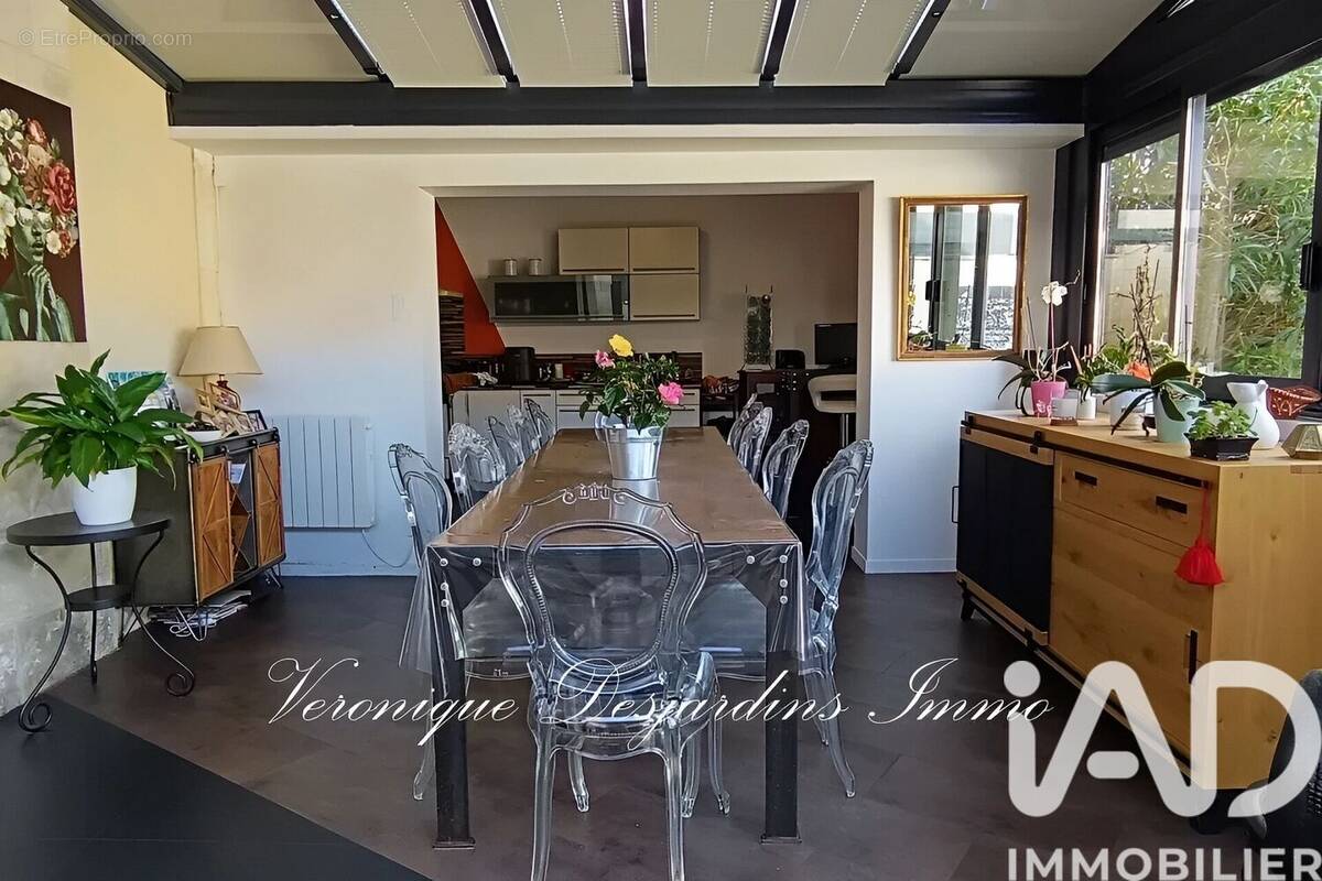 Photo 1 - Maison à SAINTES