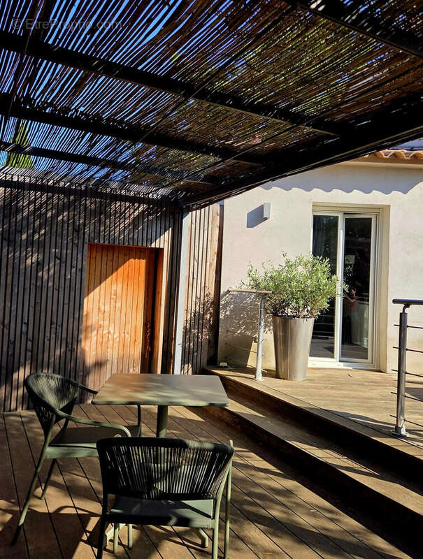 Maison 97 m² à Pierrefeu-Du-Var  - photo 3