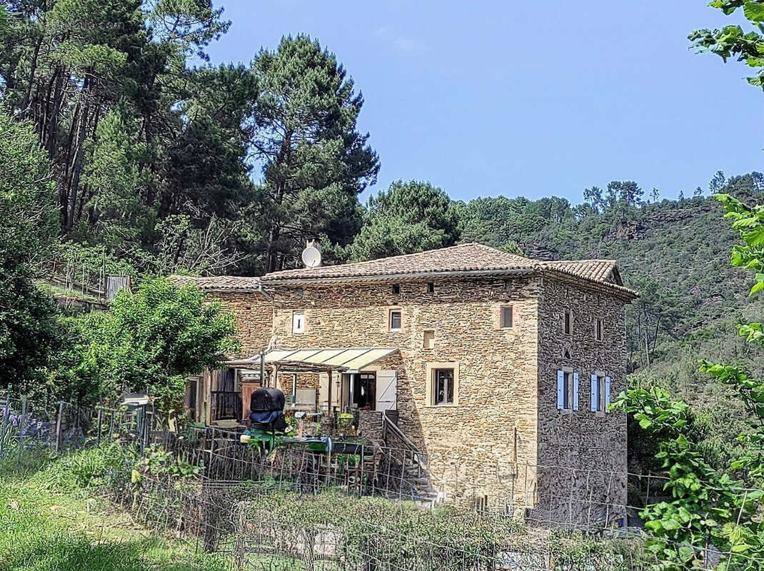 Maison à SAINT-PAUL-LA-COSTE