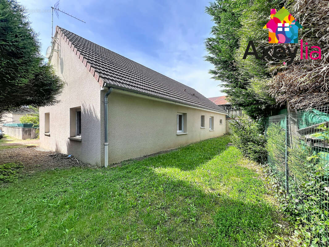 A vendre - maison plain pied proche centre - marcigny - photo 2