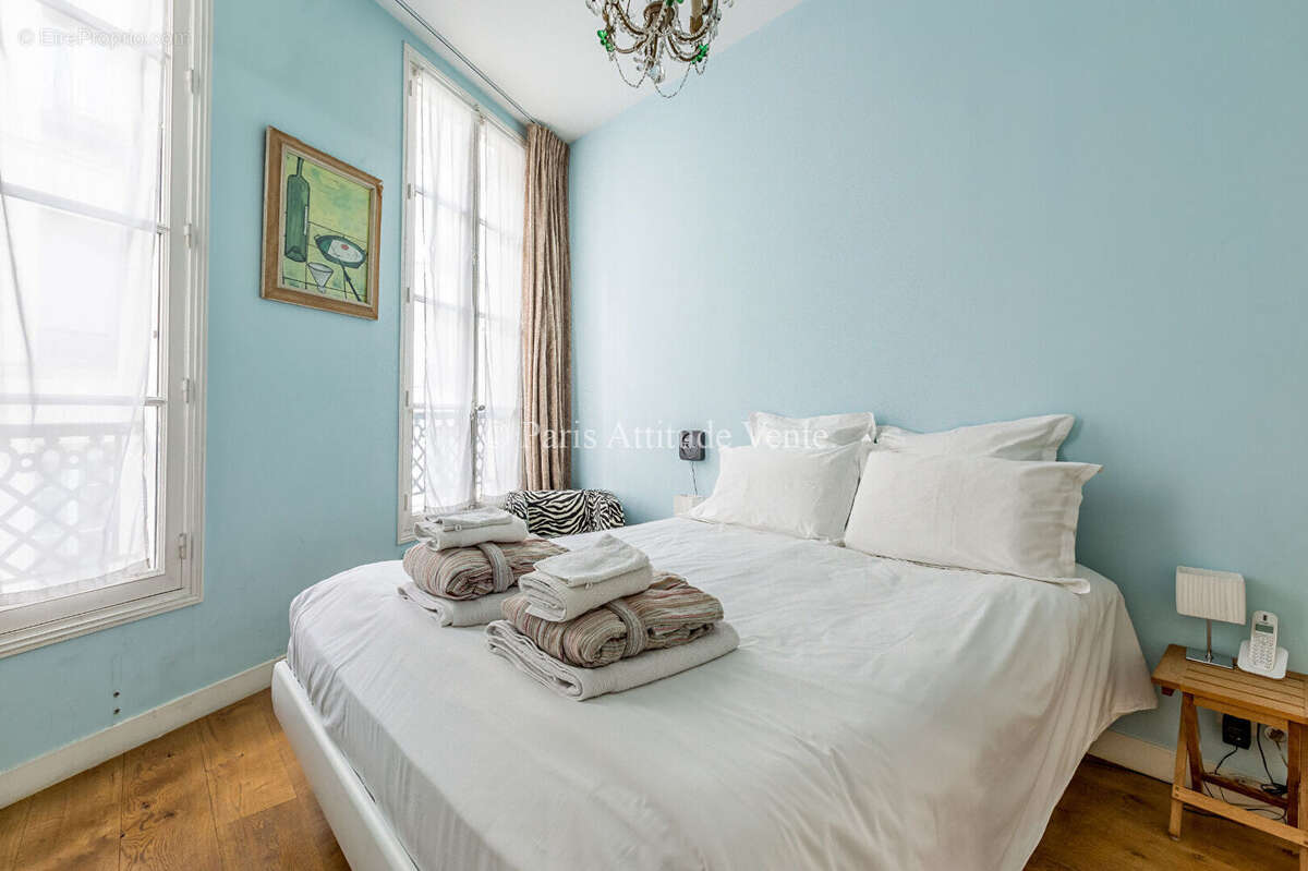 Appartement à PARIS-3E