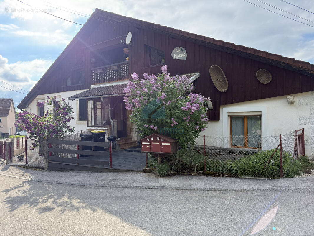 Appartement à DAMPRICHARD