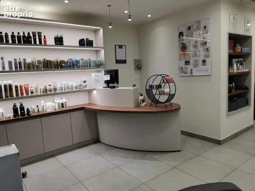Dax, Vente salon de coiffure - photo 3