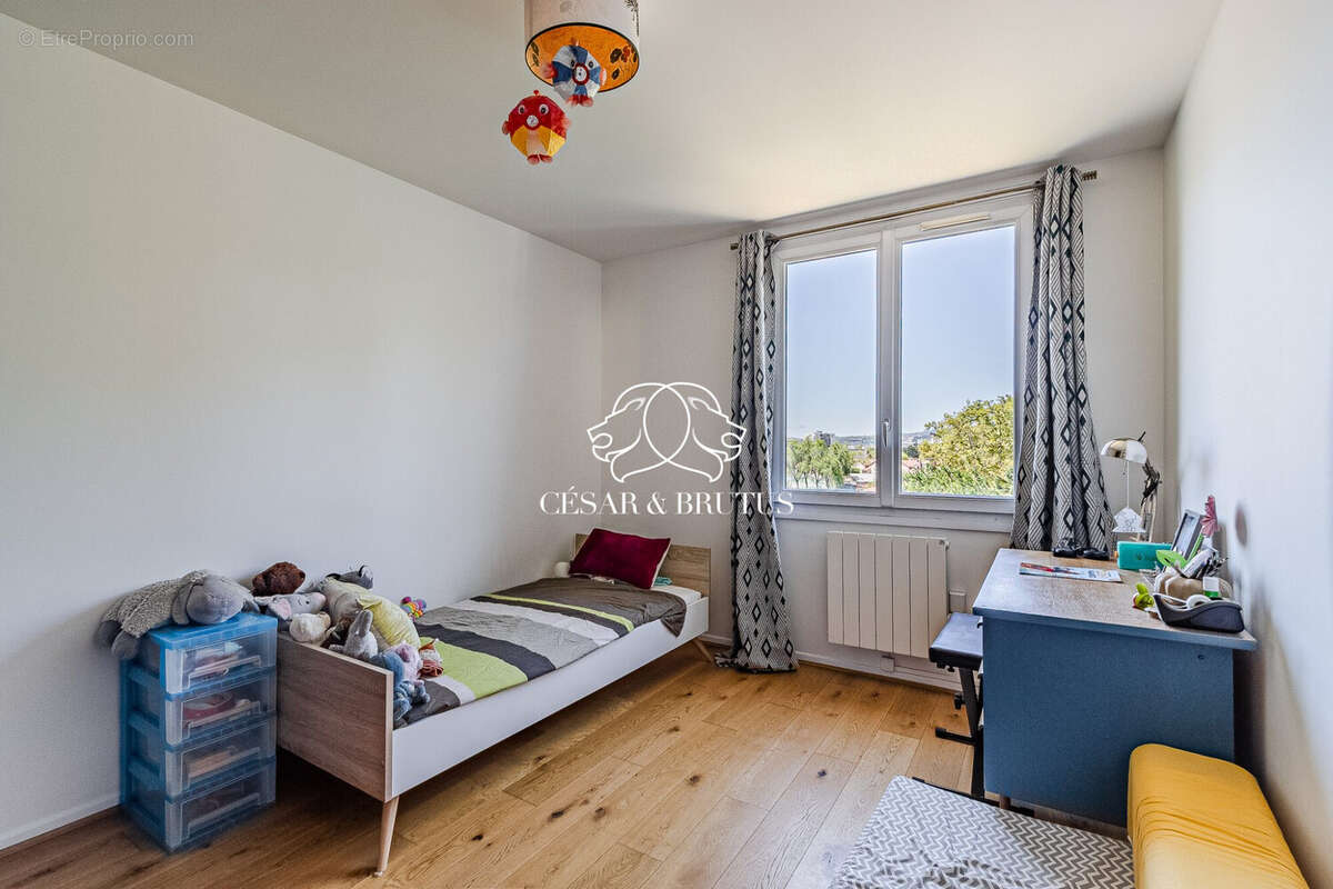 Appartement 83 m² à Villeurbanne  - photo 5