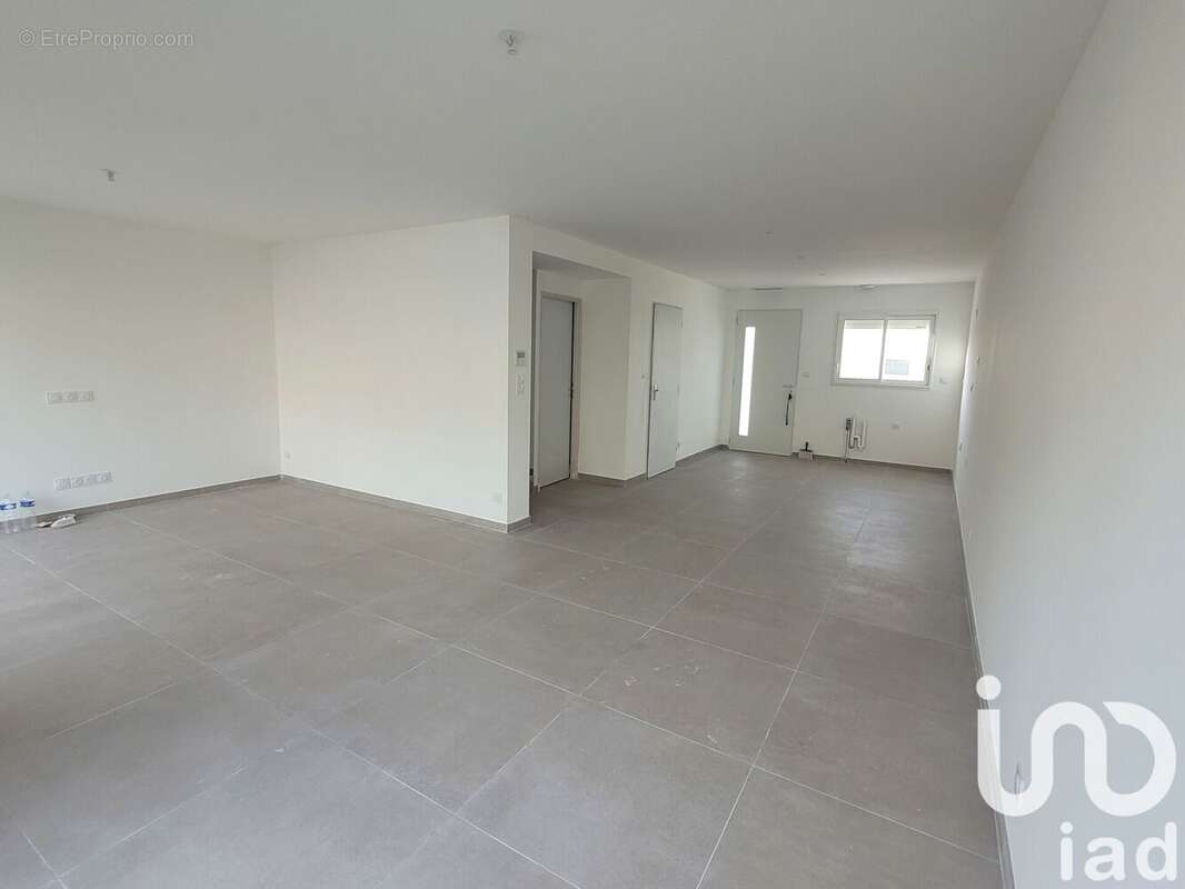 Photo 4 - Maison à REDESSAN