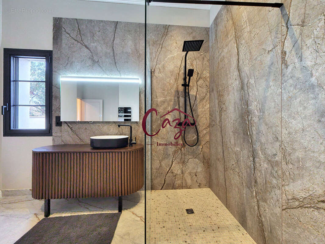 Maison à SAINT-SULPICE-ET-CAMEYRAC