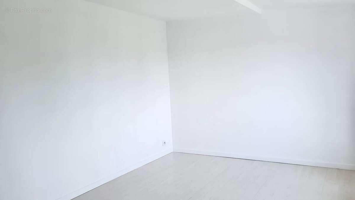 Appartement 63 m² à Corcelles-En-Beaujolais  - photo 4