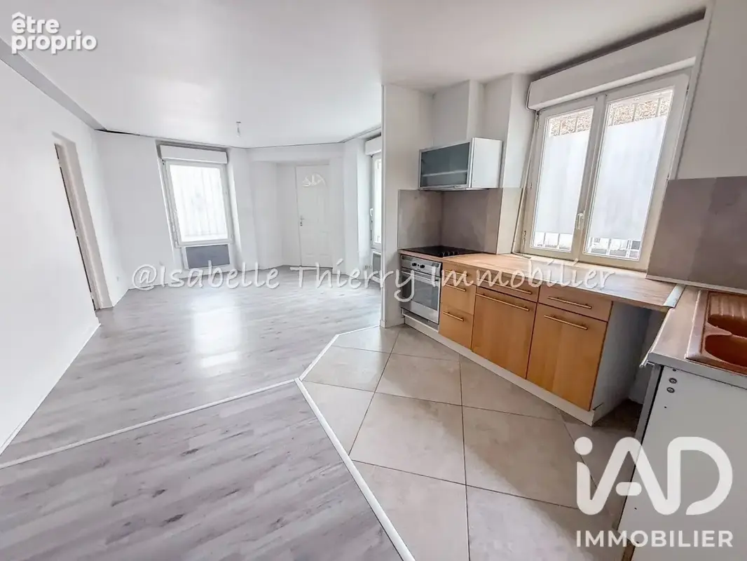 Photo 1 - Appartement à MONTLHERY