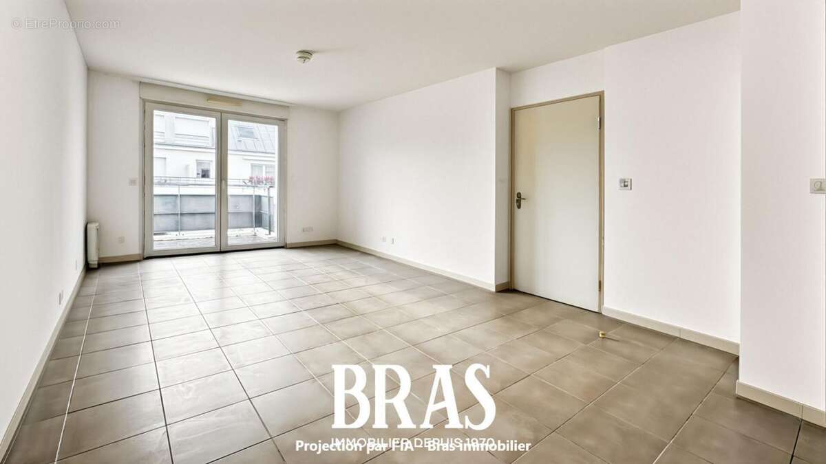 Appartement à SAINT-SEBASTIEN-SUR-LOIRE