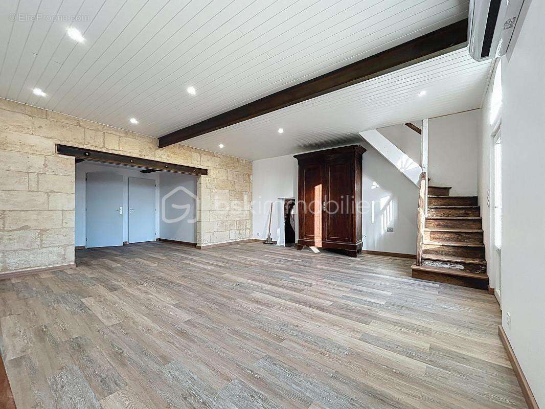 Authentique maison en pierre aux multiples possibilités - photo 3