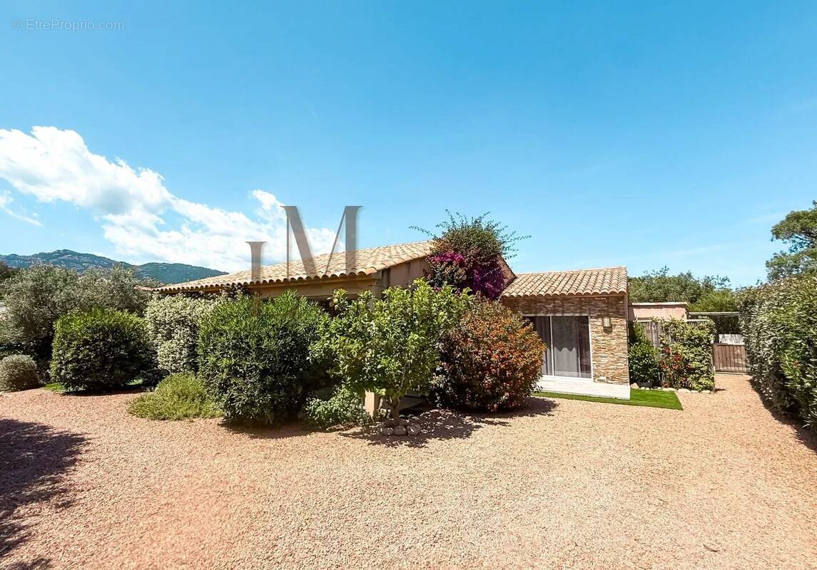 Maison à PORTO-VECCHIO