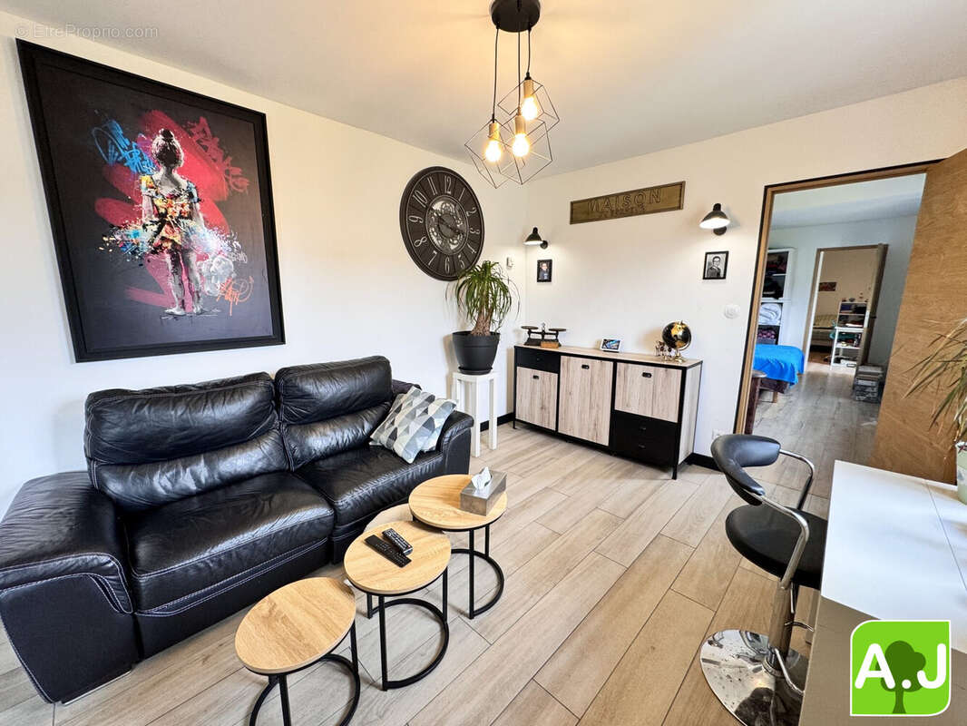 Maison à EZY-SUR-EURE