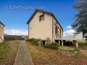 Maison à AUNAY-EN-BAZOIS