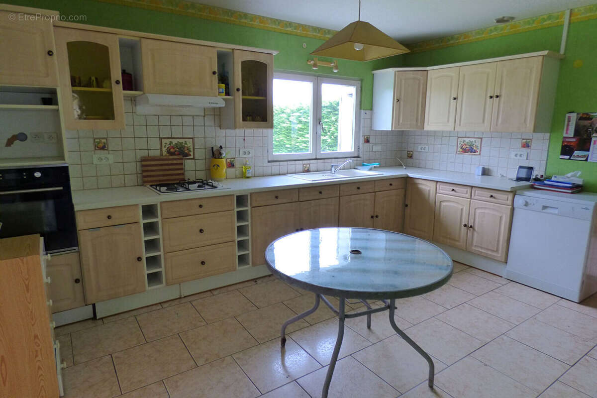 Maison à LA MEMBROLLE-SUR-LONGUENEE