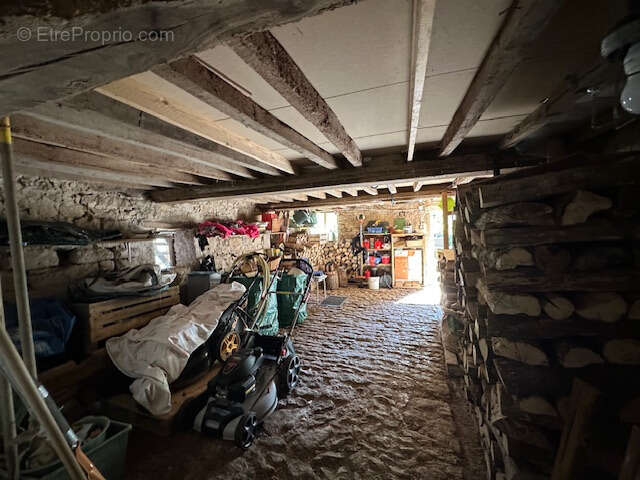 Maison à POUQUES-LORMES