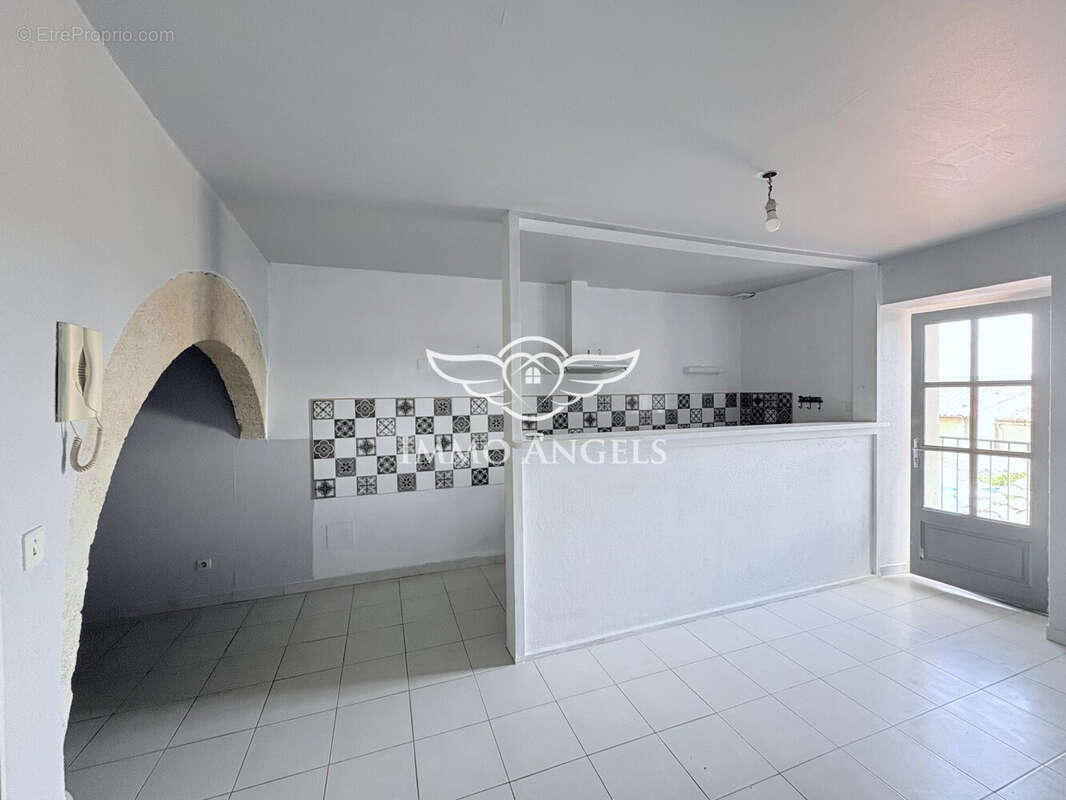 Appartement à CALVISSON