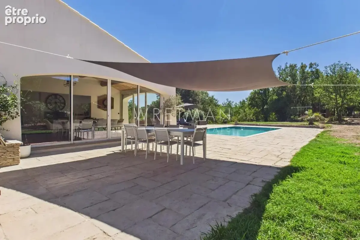 Belle villa rénovée de 250 m² avec piscine - Saint-Paul-en-Forêt - photo 4