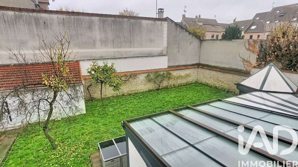 Photo 5 - Maison à NANTERRE