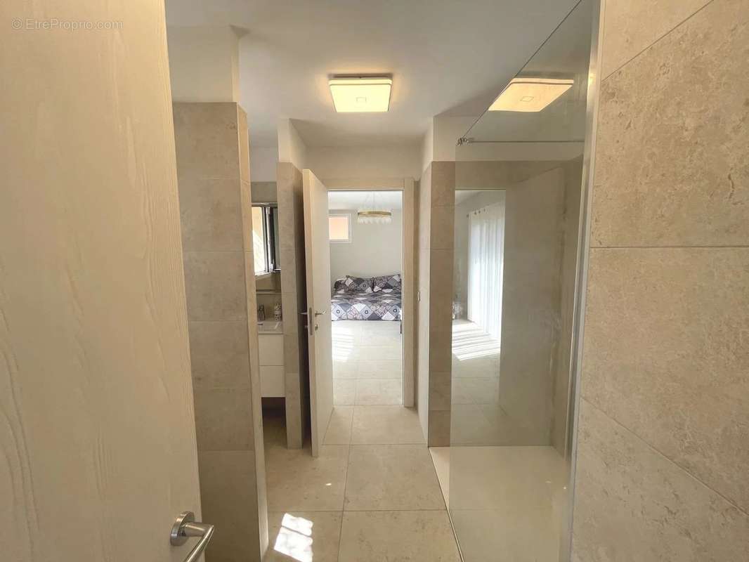 Maison à THEOULE-SUR-MER