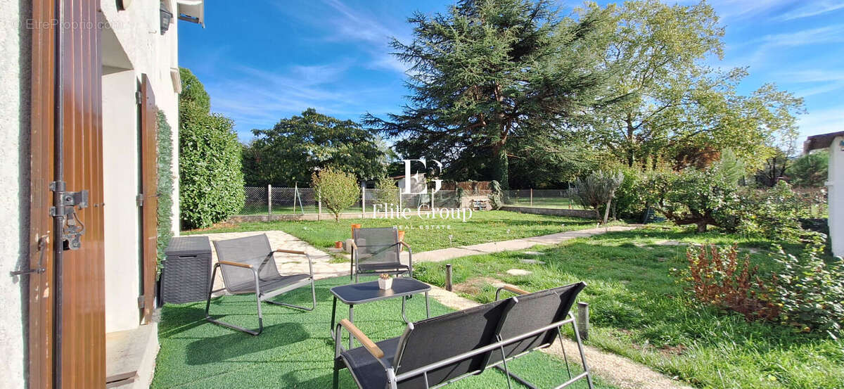 Maison à L&#039;ISLE-D&#039;ESPAGNAC