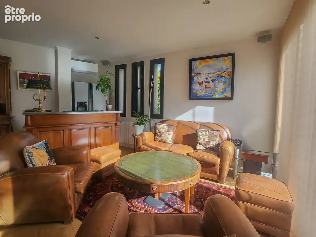 Maison 327 m² à Viry-Chatillon  - photo 9