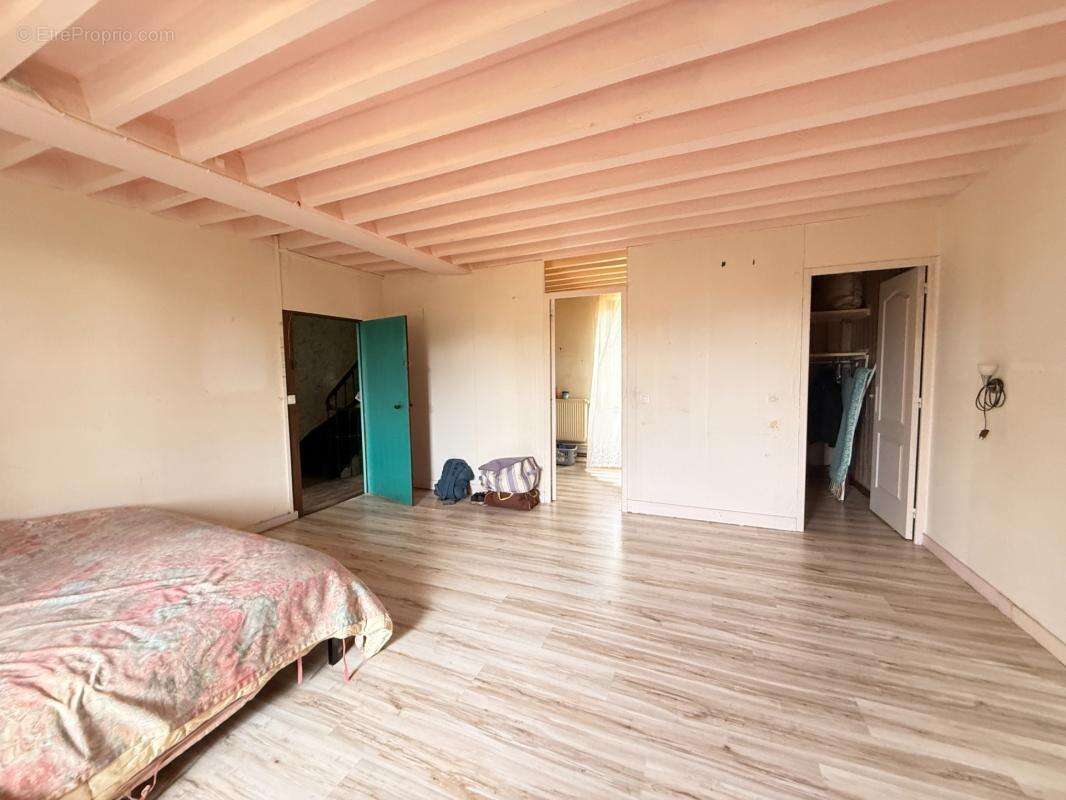 Propriété de caractère 284m² habitable, 5 chambres, annexe + grange sur terrain de 6885m² 197 000 € - photo 32