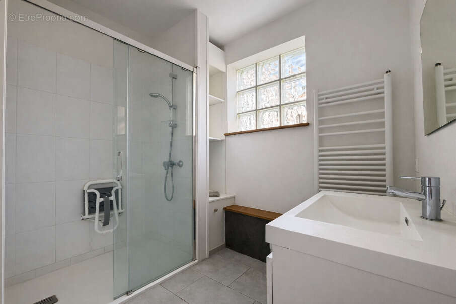 Appartement à BAGNEUX