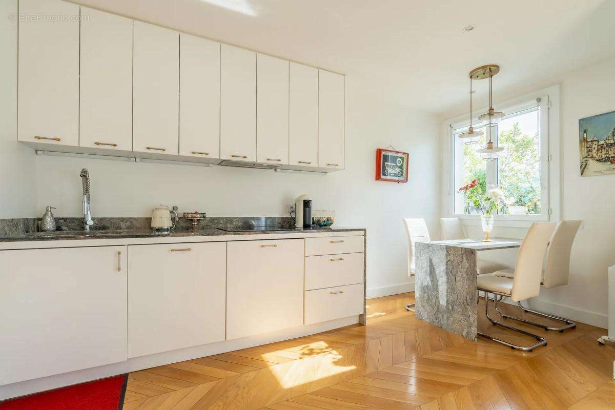 Appartement à NOGENT-SUR-MARNE