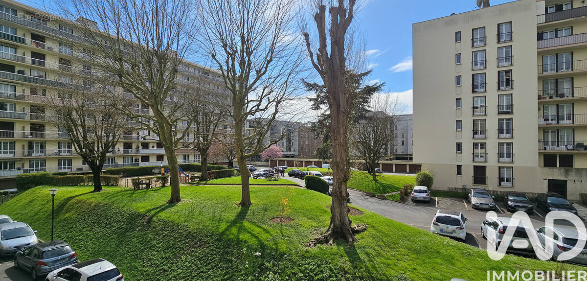 Photo 1 - Appartement à CHOISY-LE-ROI