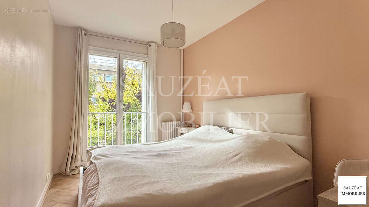 Appartement à MONTROUGE